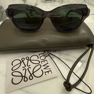 Loewe Women's Grey Swan Slim Sunglasses